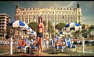 Ni a favor ni en contra (sino todo lo contrario) Tráiler