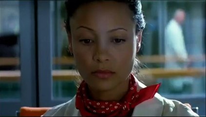 La verdad sobre Charlie Tráiler VO