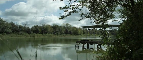 Fora de Hora Trailer Legendado em Inglês