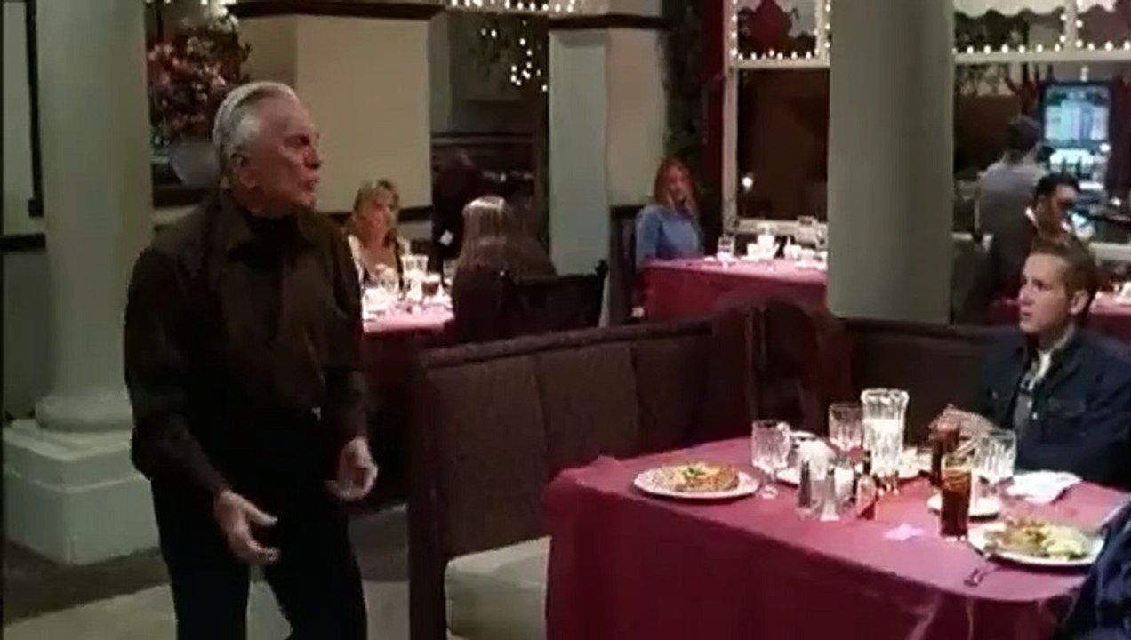 Diamonds Tráiler VO