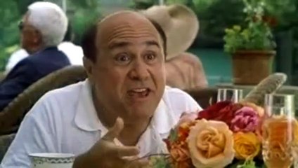 ¿Qué más puede pasar? Tráiler VO