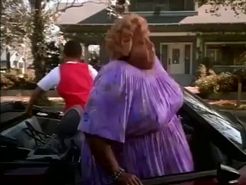Esta abuela es un peligro Tráiler VO