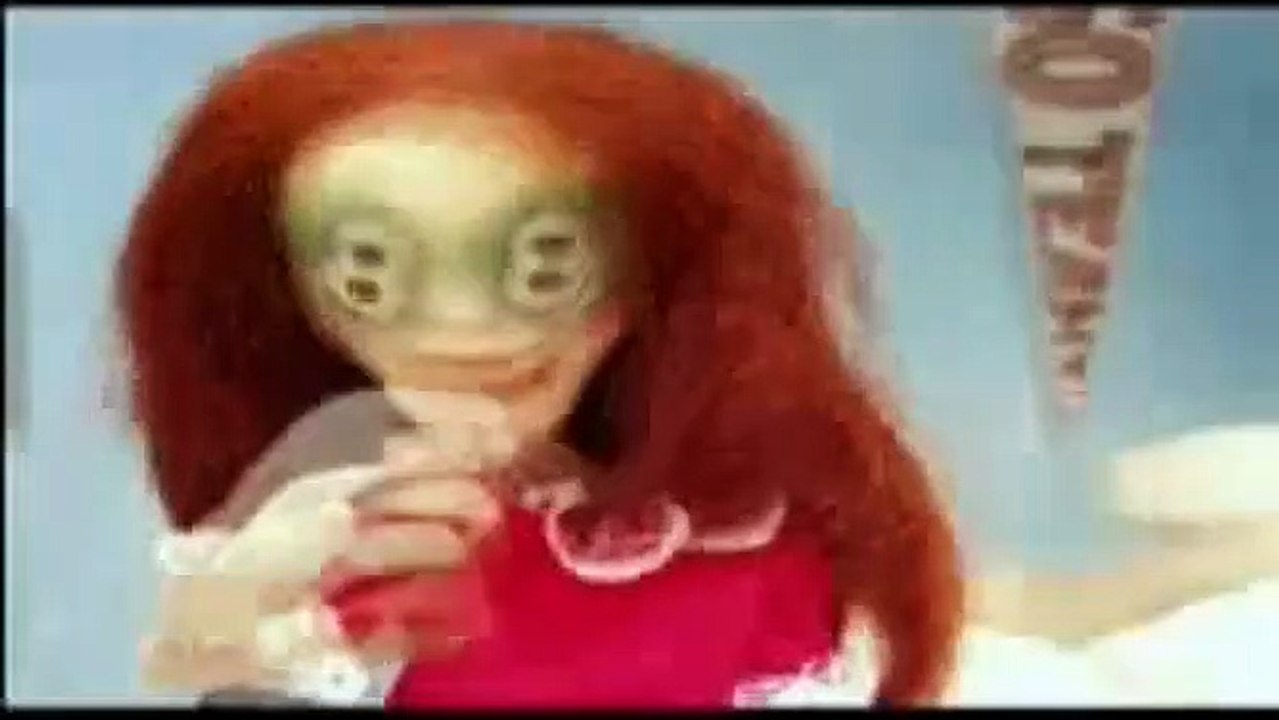 Live Freaky! Die Freaky! Tráiler VO