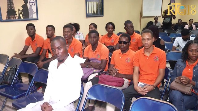 Haïti Tec ak Fondasyon CINA siyen yon pwotokol patenarya pou pèmèt plizyè jèn Kabarè gen yon metye.