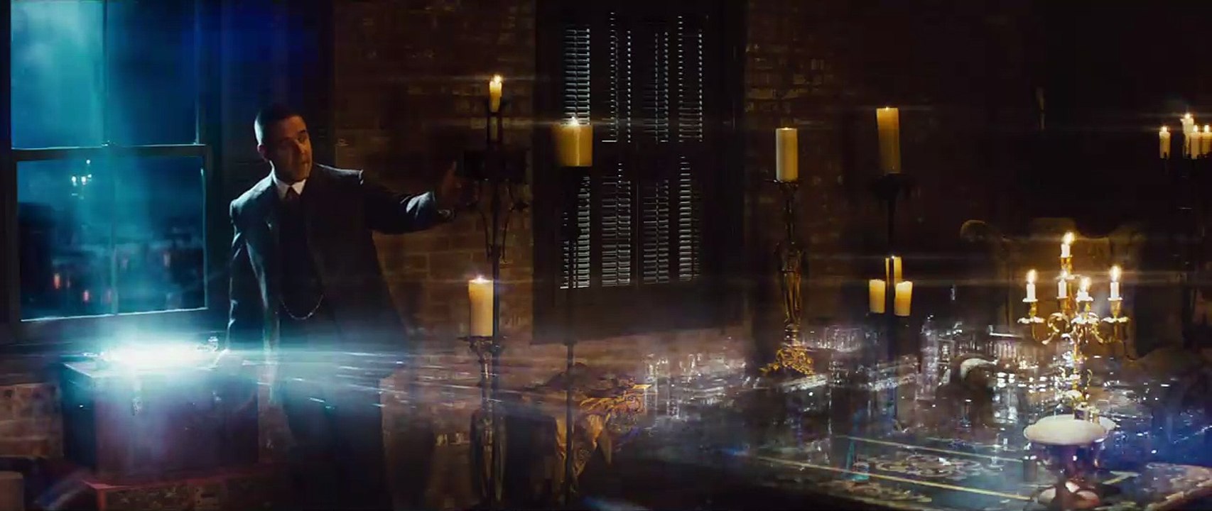 Um Conto do Destino Trailer Original