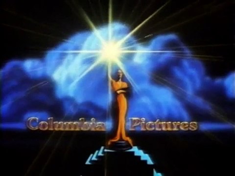 Postales desde el filo Tráiler VO