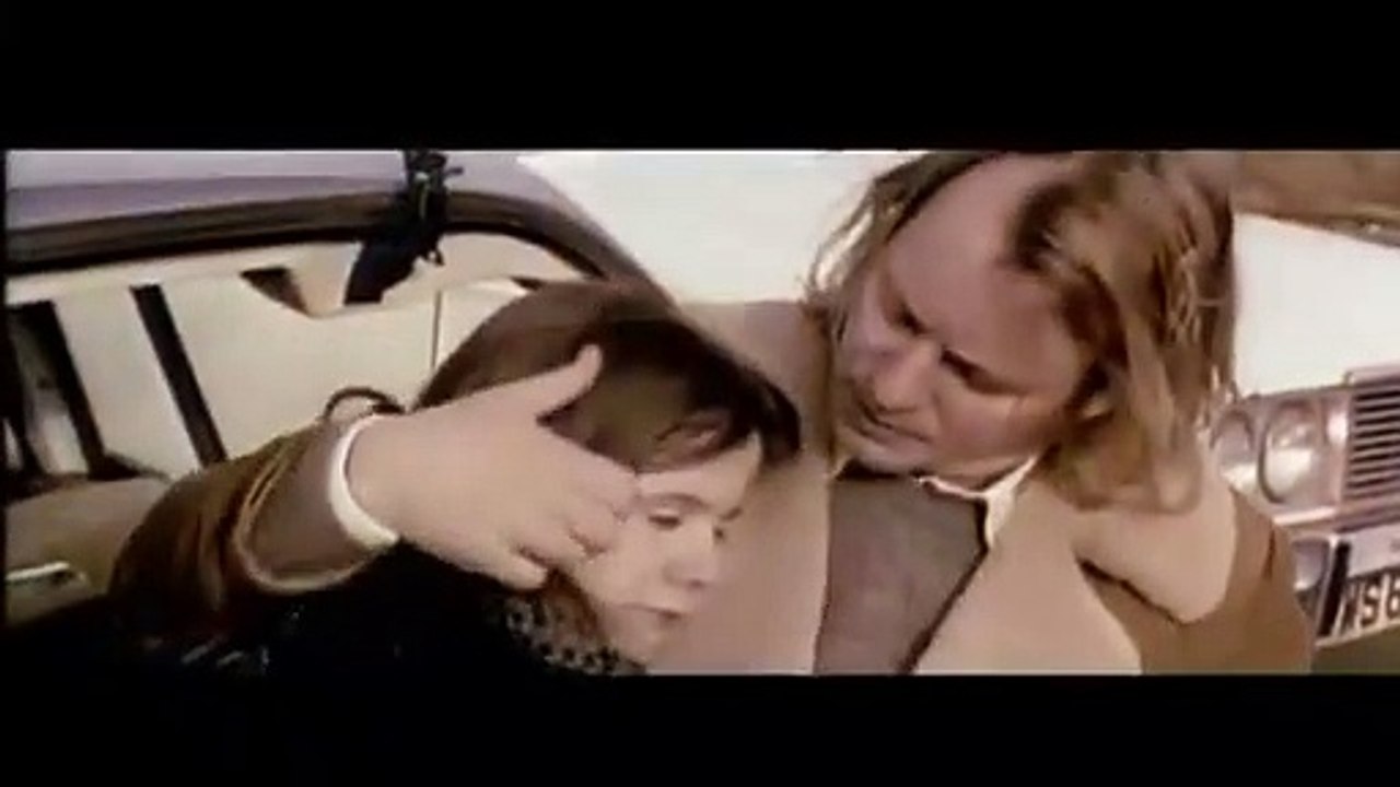 Rompiendo las olas Tráiler VO