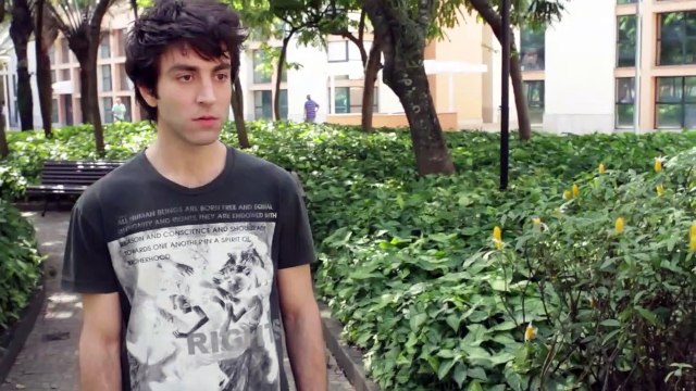 Eu Não Faço a Menor Ideia do que Eu Tô Fazendo Com a Minha Vida Trailer (2)