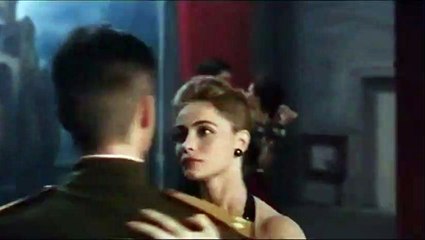 Los amores de una mujer francesa Tráiler VO