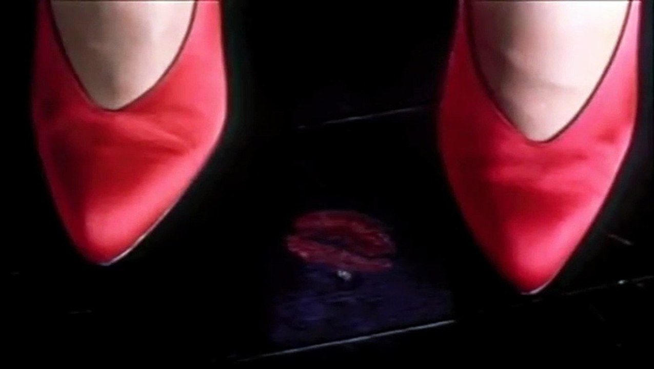 Tacones lejanos Tráiler (3)