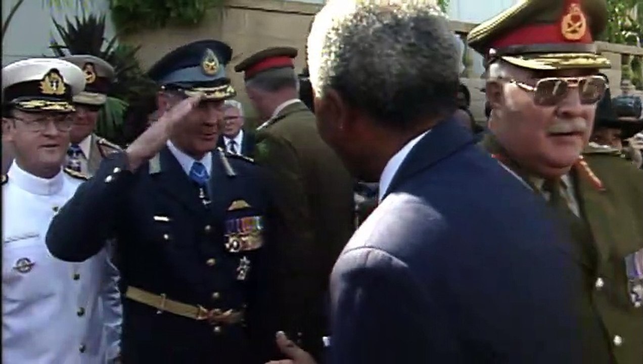 Nelson Mandela: O Mito e Eu Trailer Original