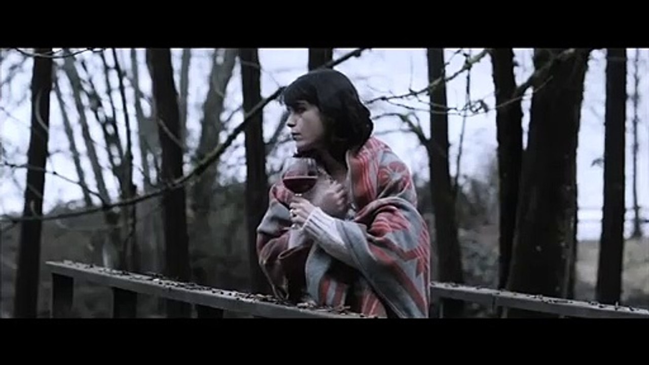 Em Sua Pele Trailer Original
