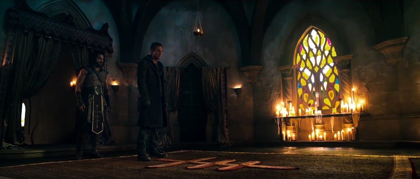 Frankenstein - Entre Anjos e Demônios Clipe Original