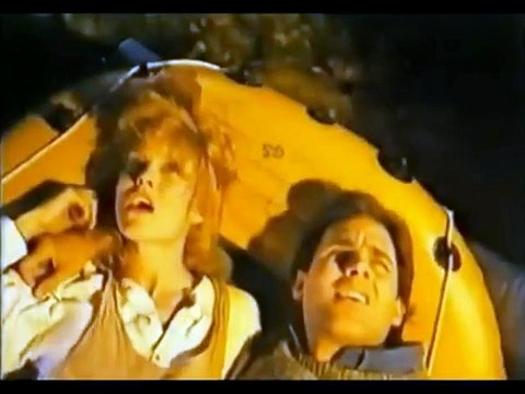 Payasos asesinos del espacio exterior Tráiler