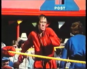 McQuade, el lobo solitario Tráiler