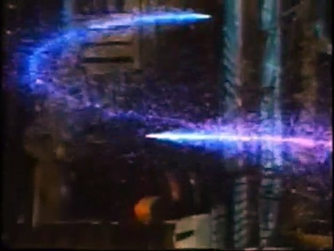 Chicos Monsters Tráiler VO