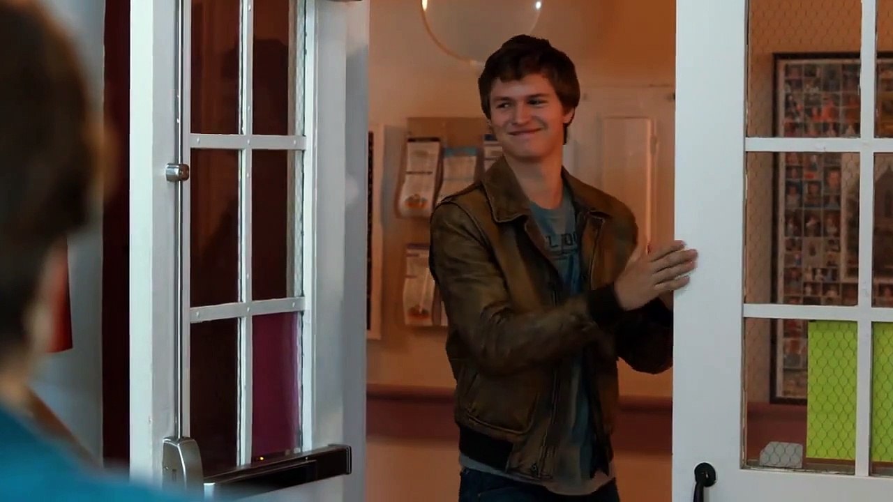 A Culpa é das Estrelas - Videoclipe (1) Grouplove - Let Me In