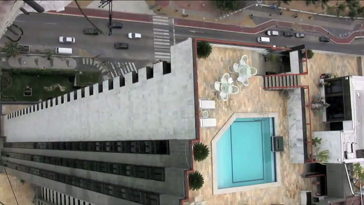 Um Lugar ao Sol Trailer