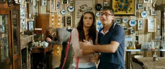 Minha Família é Louca! Trailer Original