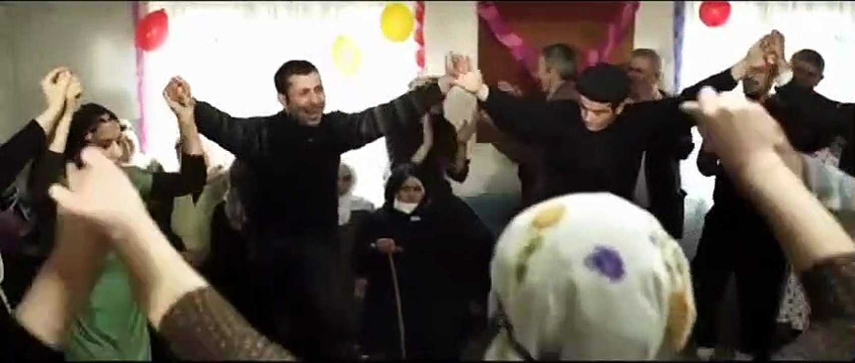 Branco Como a Neve Trailer Original