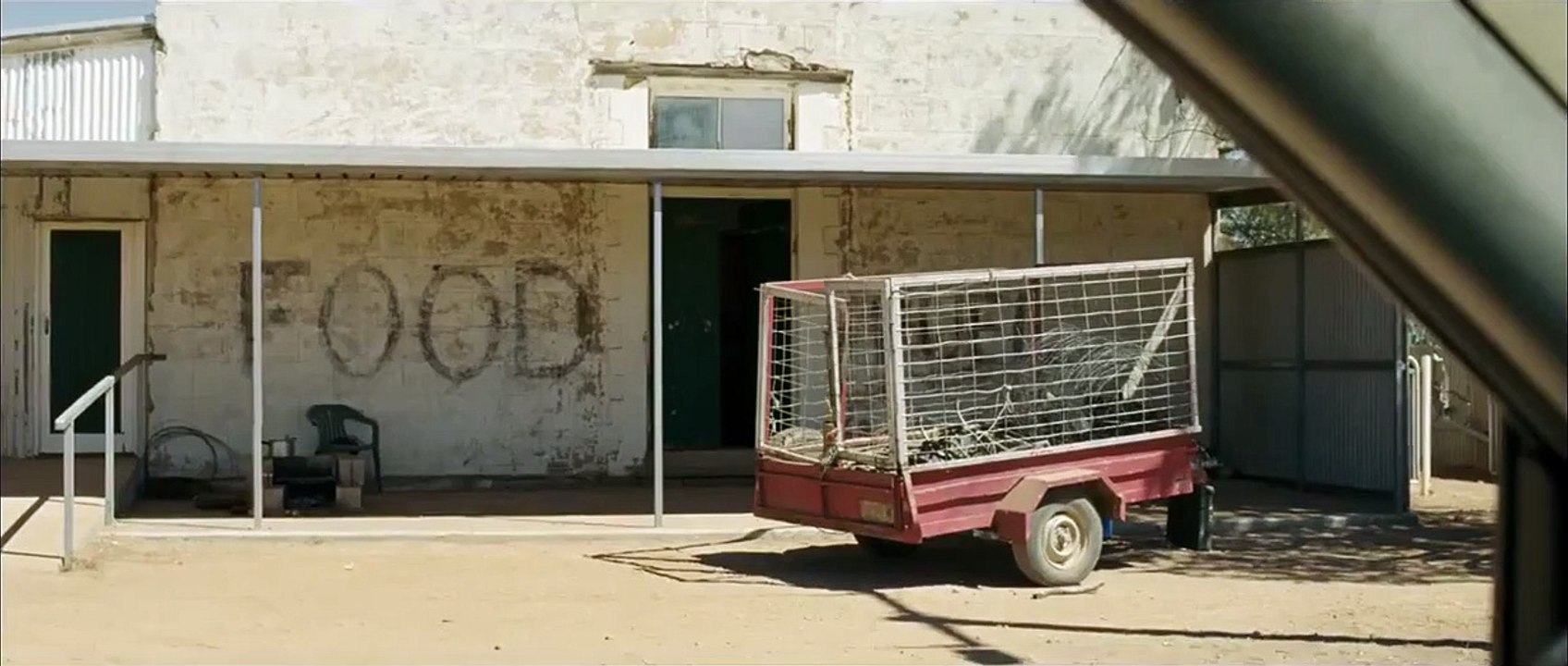 The Rover - A Caçada Teaser Original
