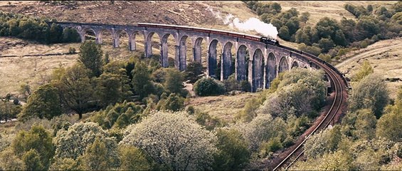 Un largo viaje Tráiler
