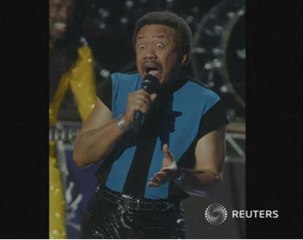 Earth, Wind & Fire founder Maurice White dies at age 74