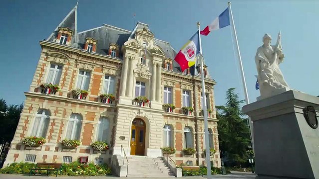 Dios mío, ¿pero qué te hemos hecho? Tráiler (2) VO