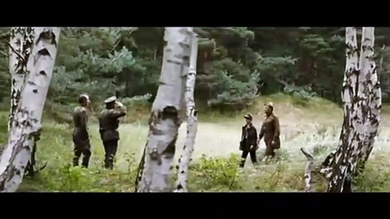 4 Dias em Maio Trailer Original