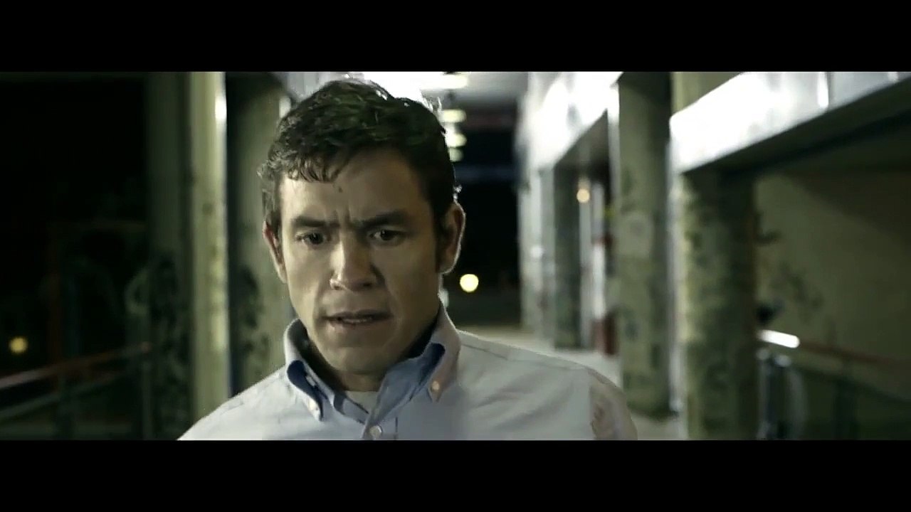 Reverso Tráiler (2)