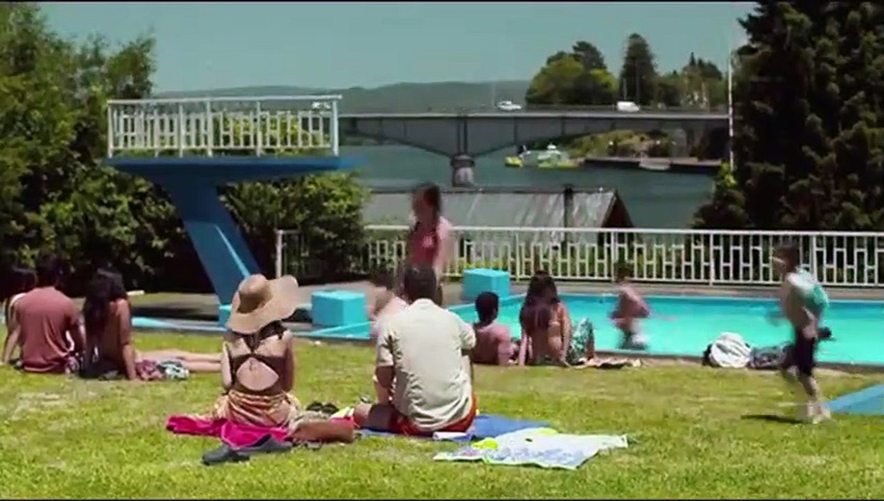 A Voz Em Off Trailer Original