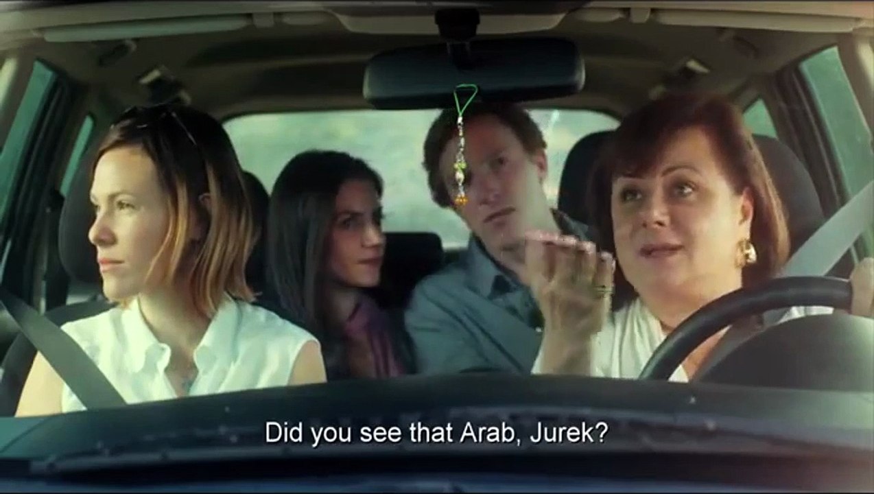 Em Qualquer Outro Lugar Clipe Original