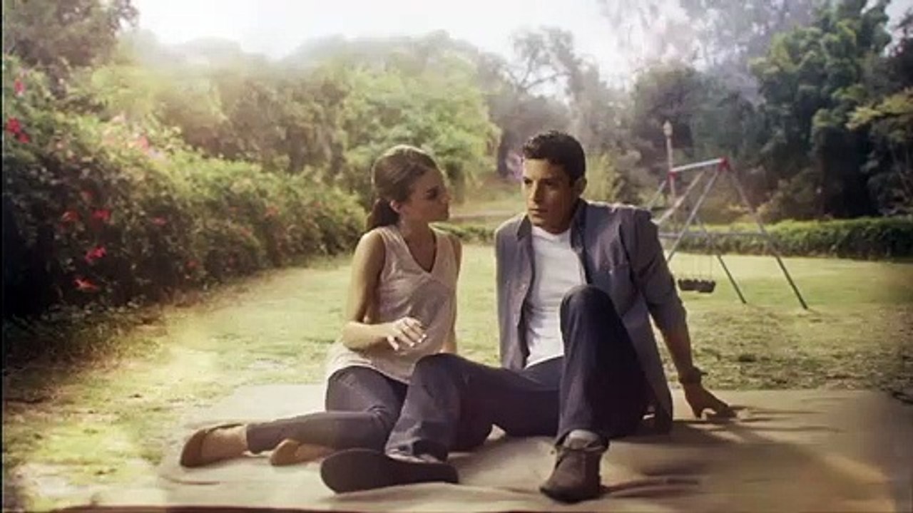 Stitchers Tráiler VO