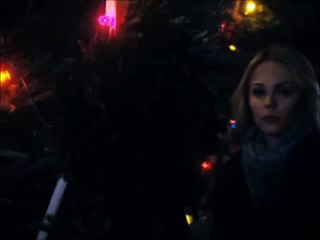 Procura-se um Papai Noel Desesperadamente Clipe (2) Original