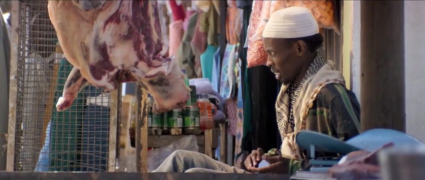 Espías desde el cielo Tráiler (2) VO