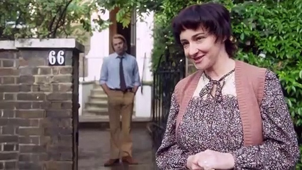 The Lady In The Van Tráiler (3) VO