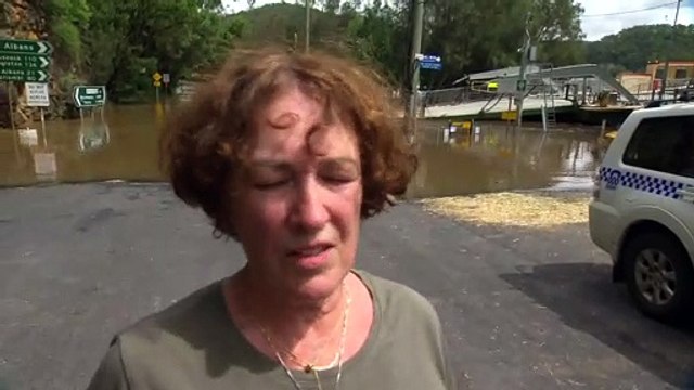 Flood-stranded residents in Wisemans Ferry courtesy of SES | March 8, 2022 | Hawkesbury Gazette