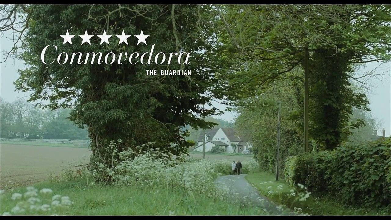 45 años Tráiler