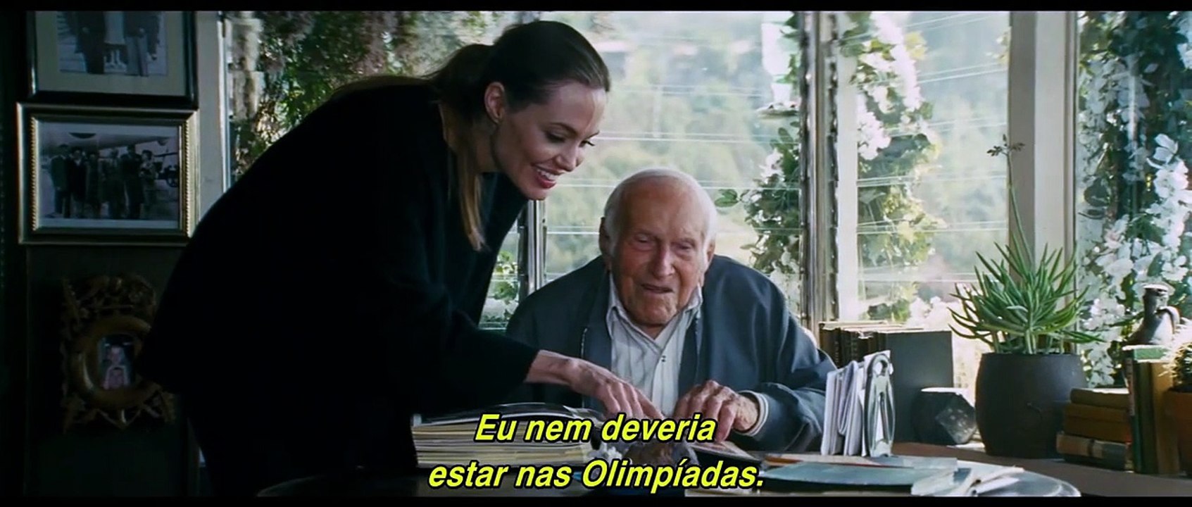 Invencível Making of (3) Legendado - Corra Feito Louco