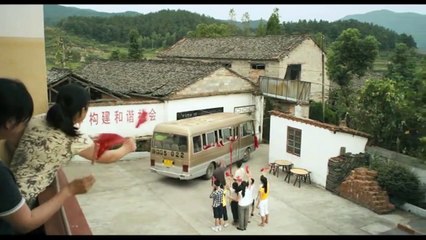 33 Postcards Tráiler VO