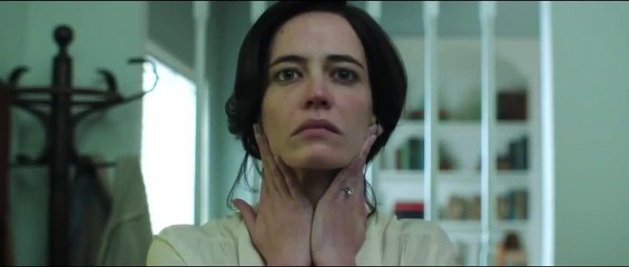 Pássaro Branco na Nevasca Trailer Original