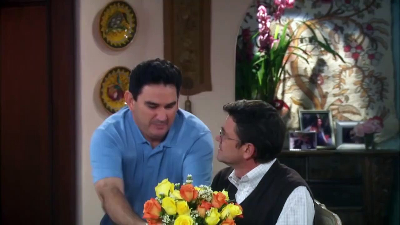 Happily Divorced Clipe Original Peter is Gay