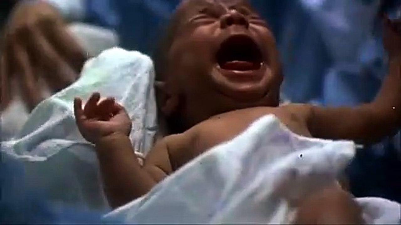 El héroe y el terror Tráiler VO