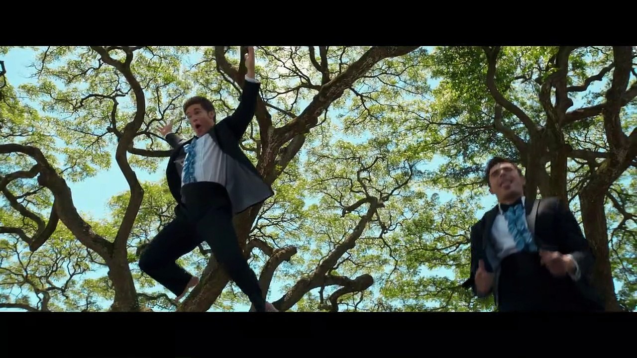 Mike y Dave buscan rollo serio Tráiler (2) VO