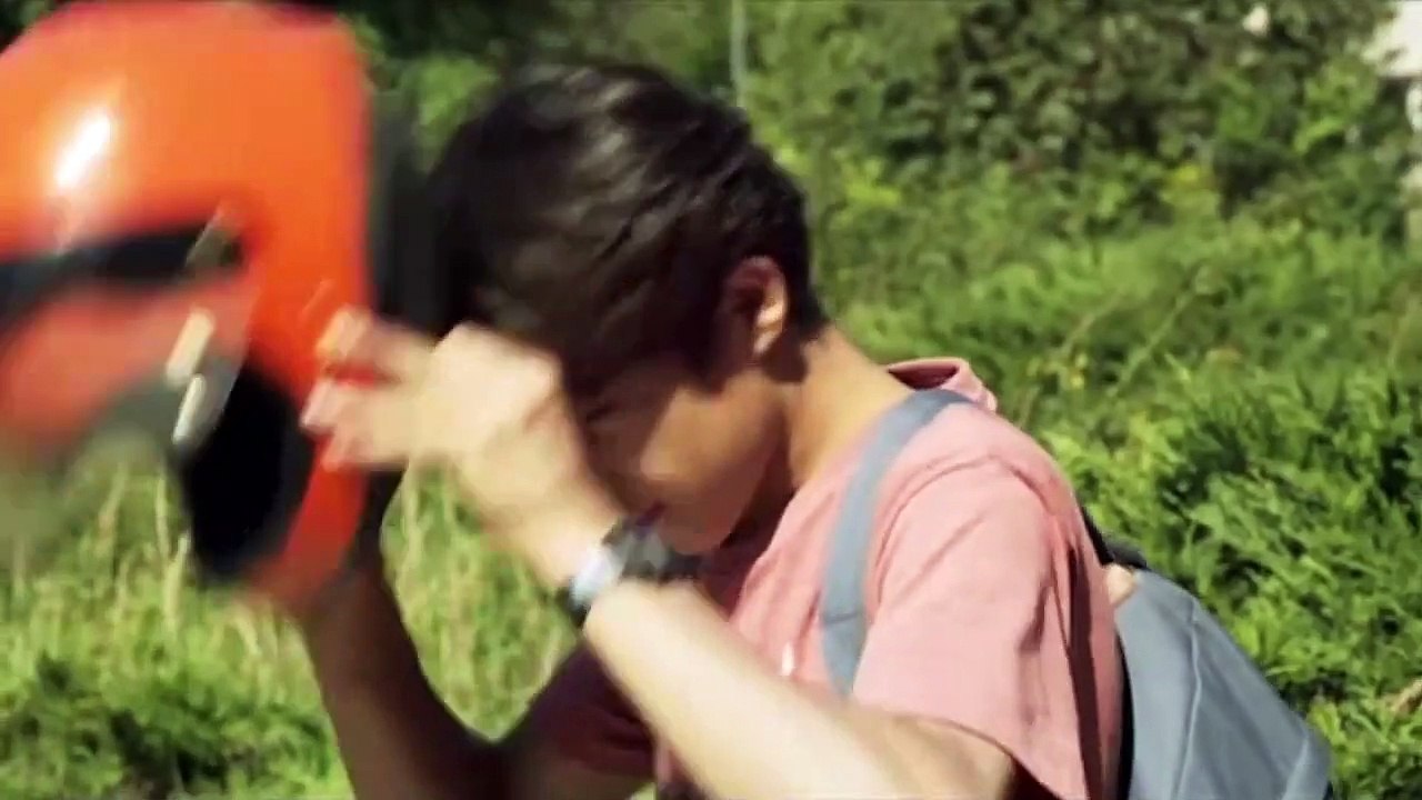 Guerrera (Sangre y honor) Tráiler (2) VO