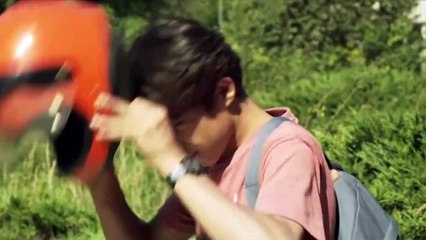 Guerrera (Sangre y honor) Tráiler (2) VO