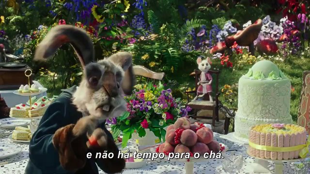 Alice Através do Espelho Trailer Legendado