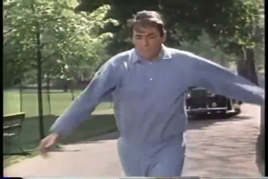 Arabesco Tráiler VO