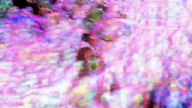 AdoroHollywood: Rihanna, Jim Parsons e Jennifer Lopez falam sobre Cada Um na Sua Casa