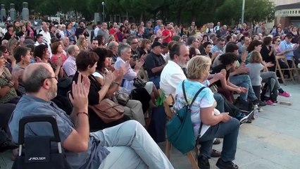 Alcaldesa Tráiler VO